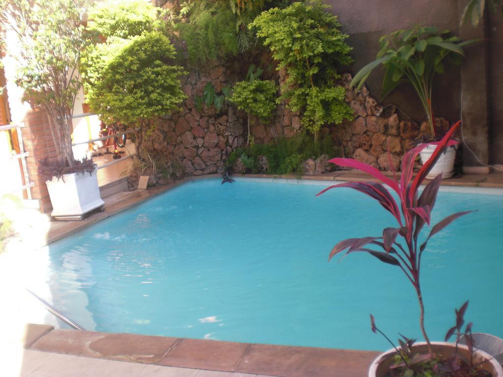 Hotel Palmas Del Sol อะซุนซิออง ภายนอก รูปภาพ