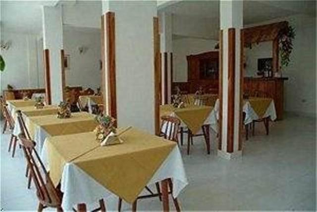 Hotel Palmas Del Sol อะซุนซิออง ภายนอก รูปภาพ